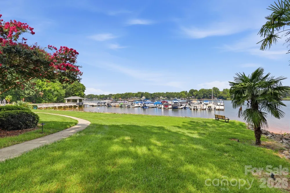 2135 Regatta Lane #311 Denver, NC 28037