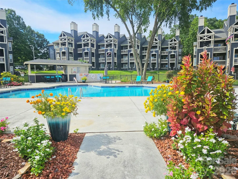 2135 Regatta Lane #311 Denver, NC 28037