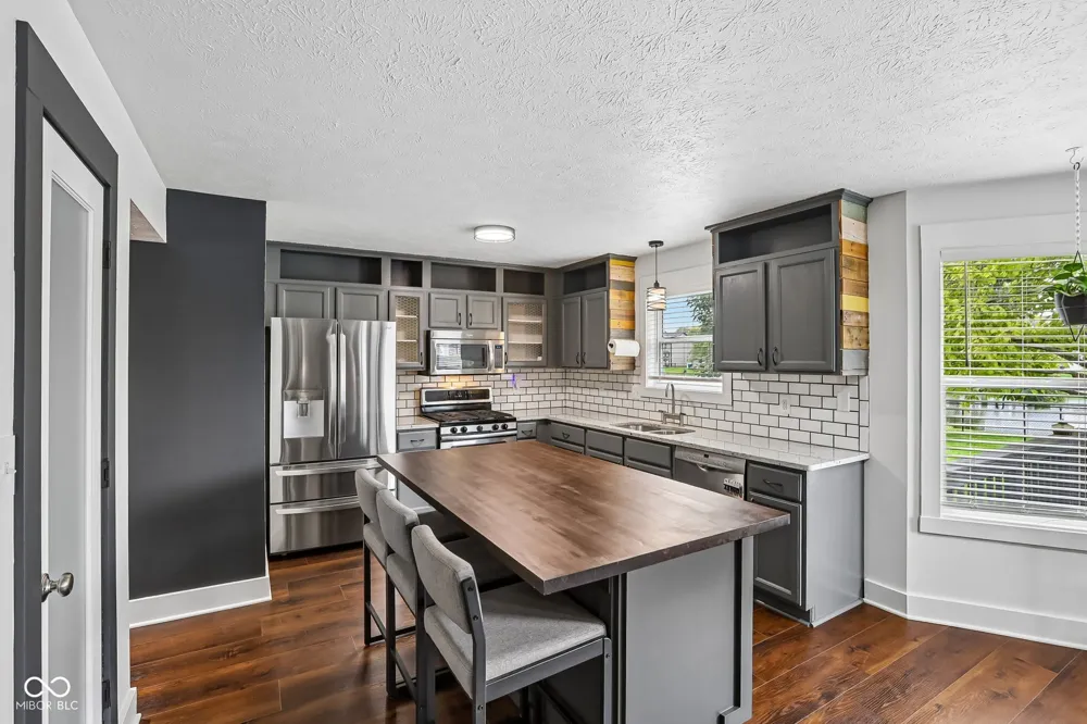 7974 Cobblesprings Drive Avon, IN 46123