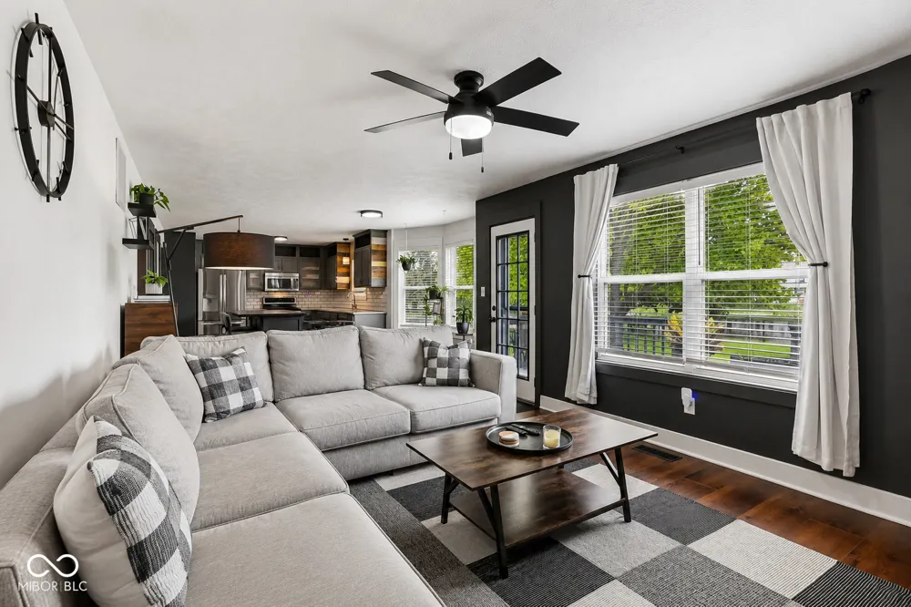 7974 Cobblesprings Drive Avon, IN 46123