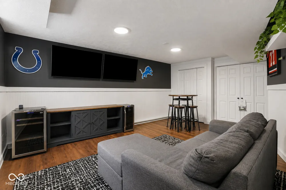 7974 Cobblesprings Drive Avon, IN 46123