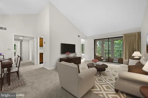 15211 ELKRIDGE WAY #94-3F