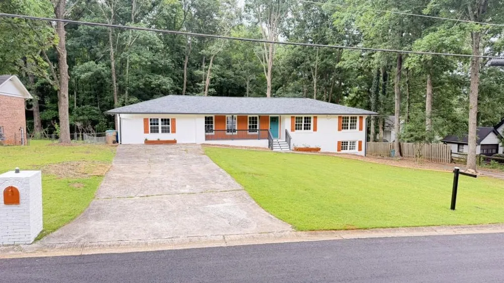 5698 CRESTWOOD DRIVE Stone Mountain, GA 30087
