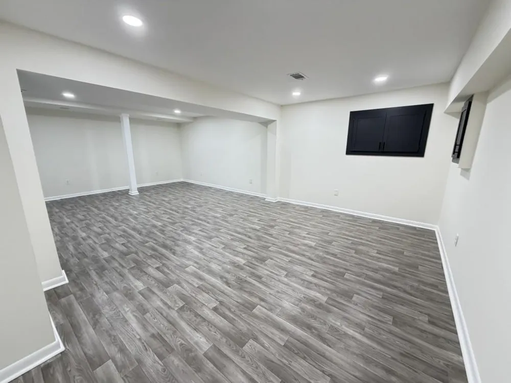 5698 CRESTWOOD DRIVE Stone Mountain, GA 30087