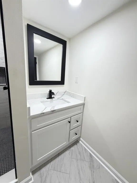 5698 CRESTWOOD DRIVE Stone Mountain, GA 30087
