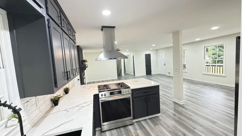 5698 CRESTWOOD DRIVE Stone Mountain, GA 30087