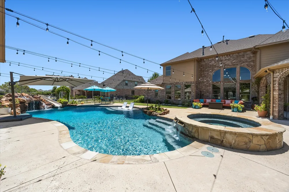 798 Amherst Drive Rockwall, TX 75087