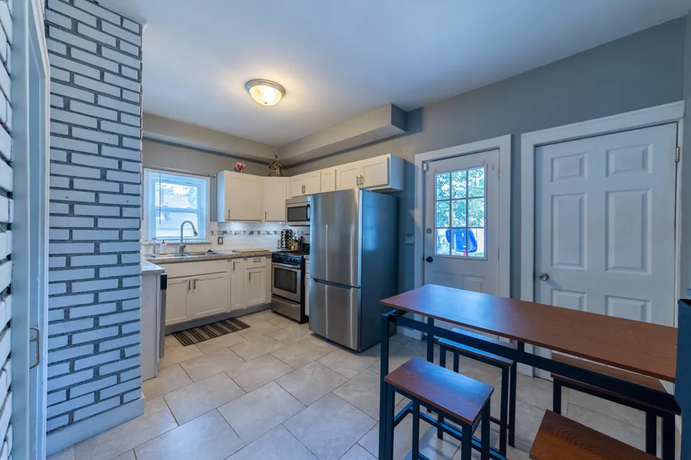 517 Quimby Street NE Grand Rapids, MI 49505