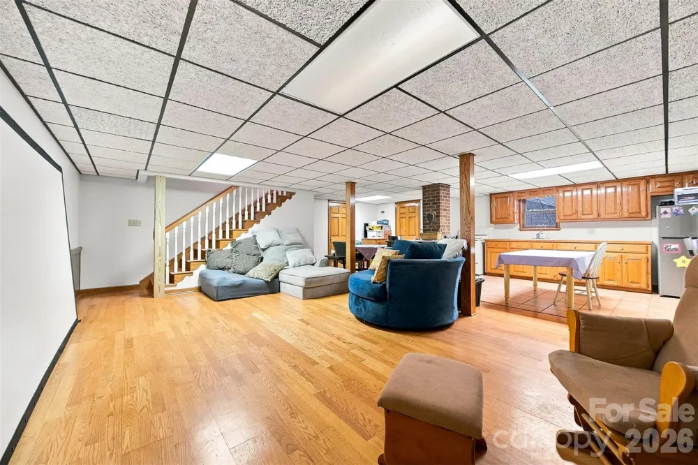 512 Garrou Avenue SE Valdese, NC 28690
