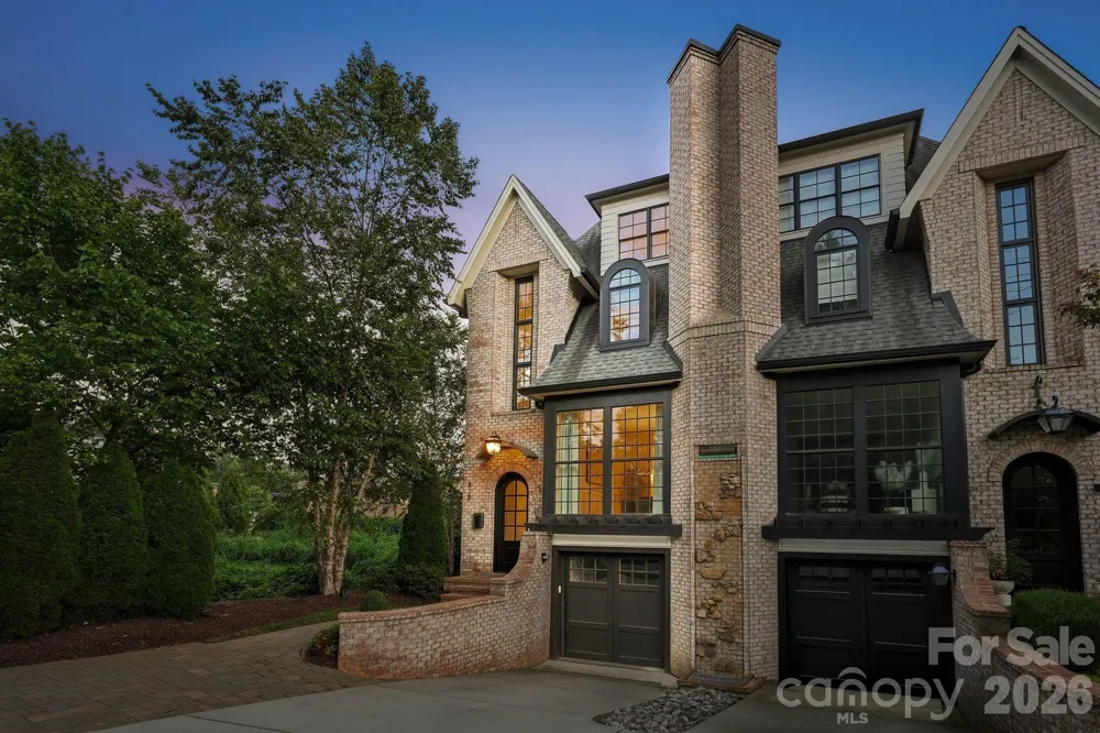 818 Ideal Way Charlotte, NC 28203