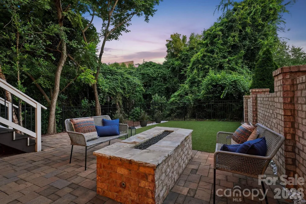 818 Ideal Way Charlotte, NC 28203