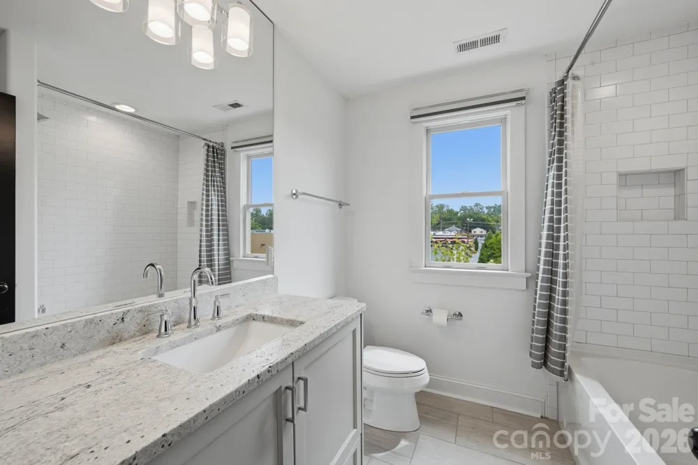 818 Ideal Way Charlotte, NC 28203
