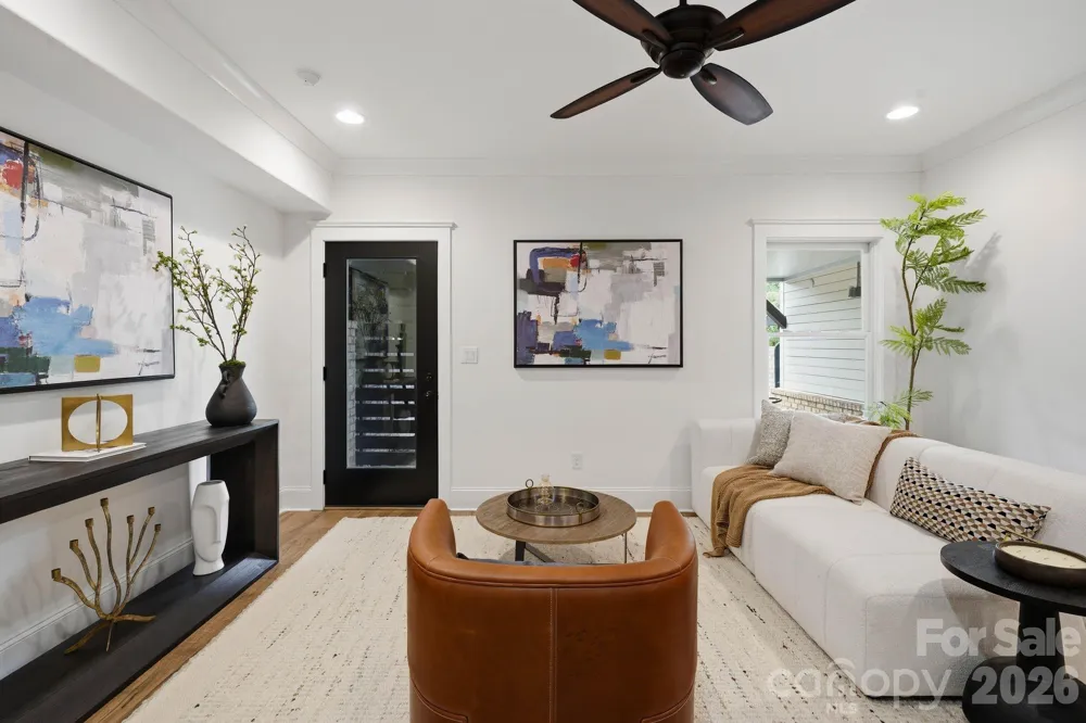 818 Ideal Way Charlotte, NC 28203