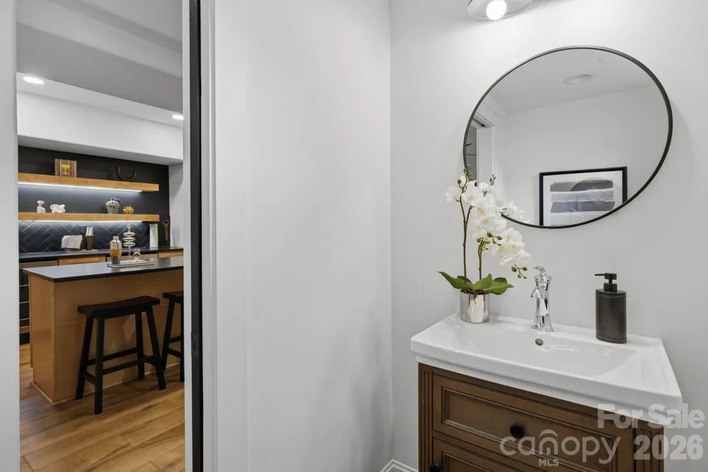 818 Ideal Way Charlotte, NC 28203