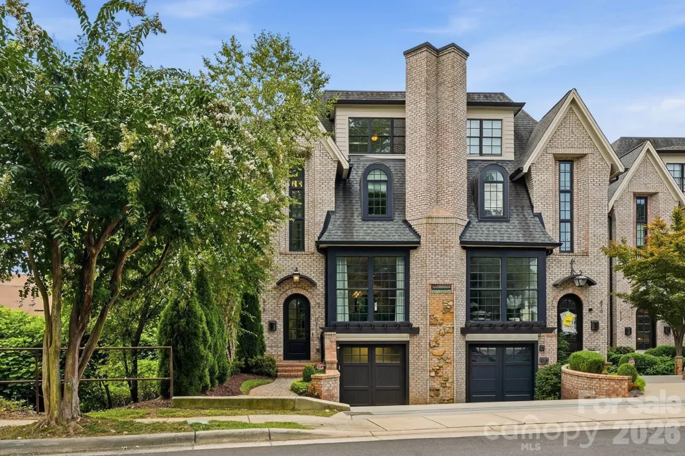 818 Ideal Way Charlotte, NC 28203