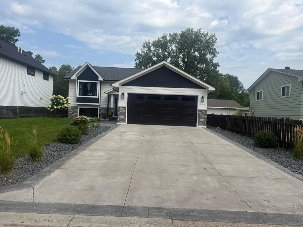 1026 Carrie Street West Saint Paul, MN 55118