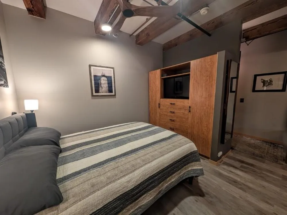 406 Wacouta Street #409 Saint Paul, MN 55101