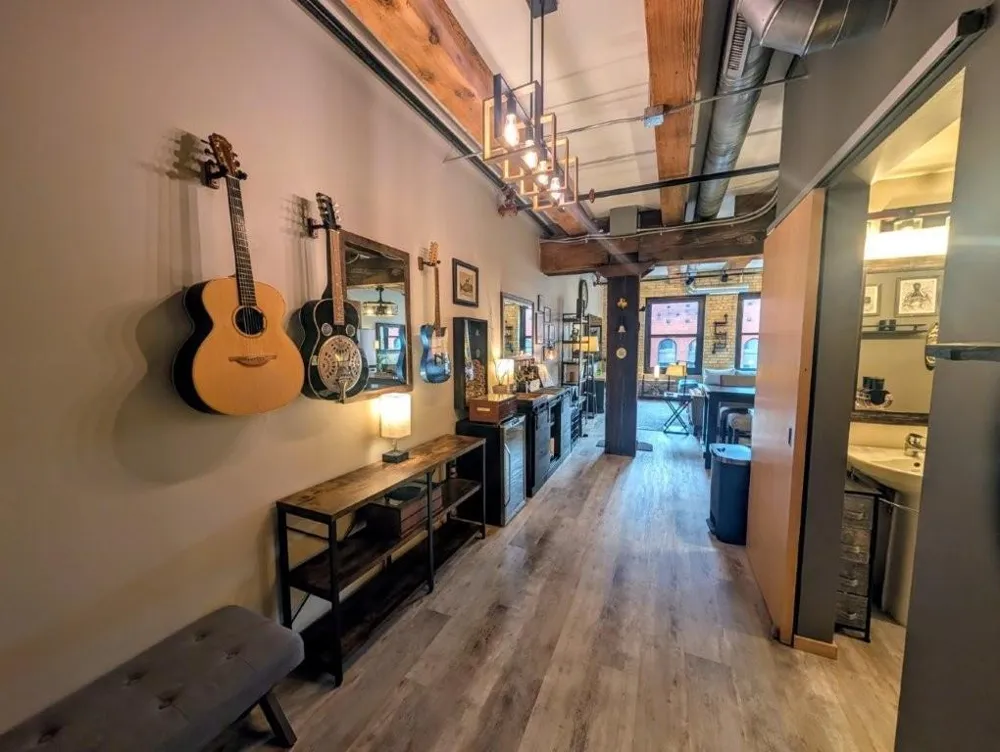 406 Wacouta Street #409 Saint Paul, MN 55101
