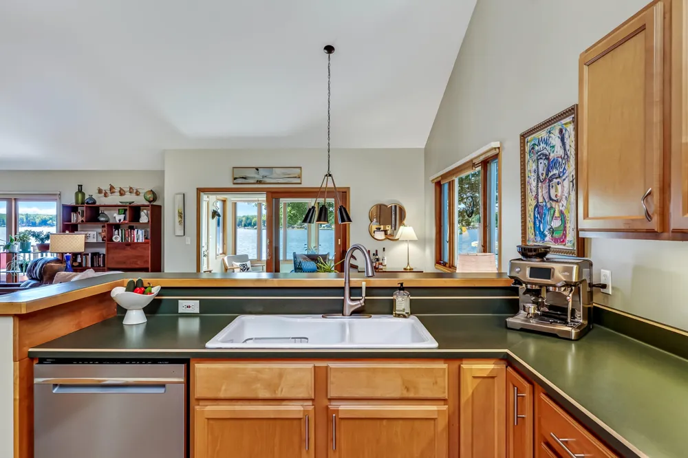 817 E Lake Road Pentwater, MI 49449