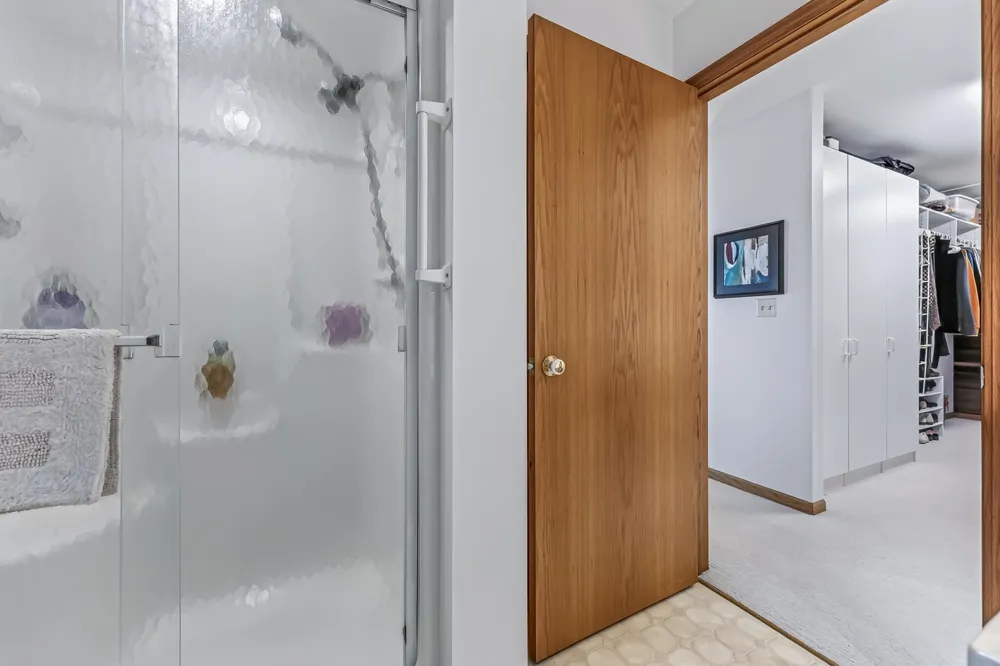817 E Lake Road Pentwater, MI 49449