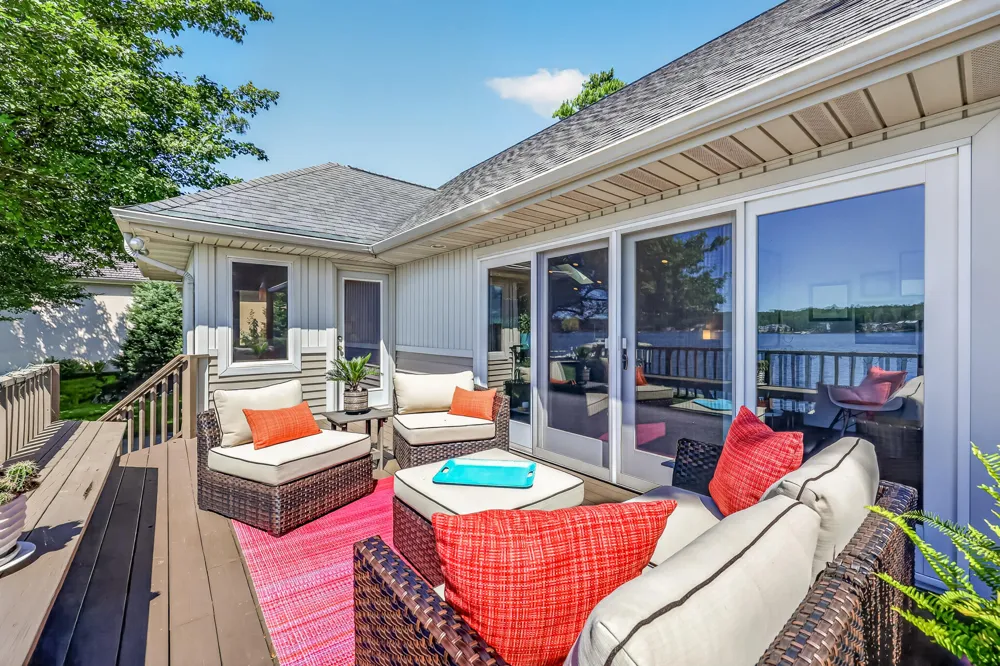 817 E Lake Road Pentwater, MI 49449
