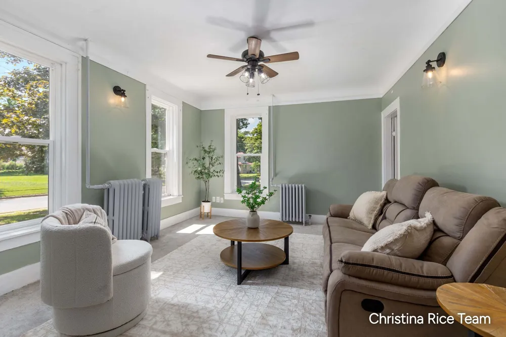 412 W Montcalm Street Greenville, MI 48838