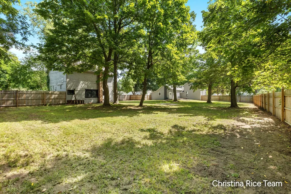 412 W Montcalm Street Greenville, MI 48838