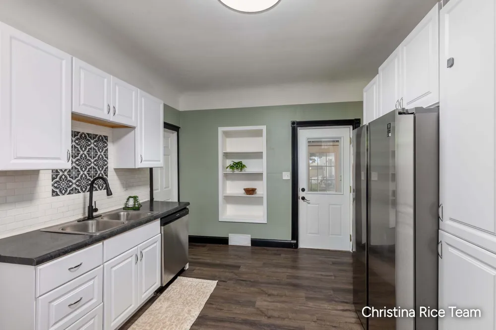 412 W Montcalm Street Greenville, MI 48838