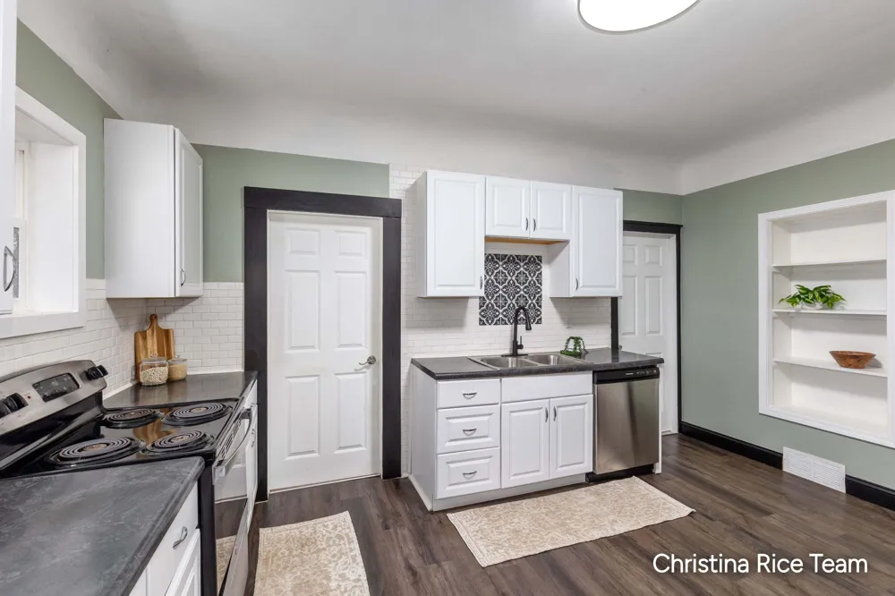 412 W Montcalm Street Greenville, MI 48838
