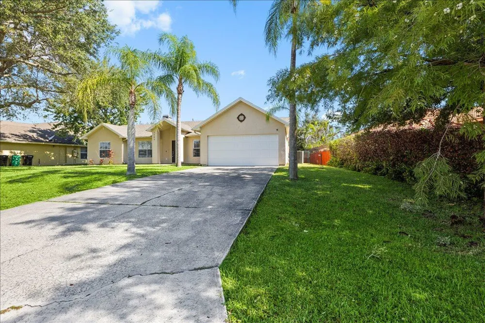 2385 SW Neal Road Port St. Lucie, FL 34953