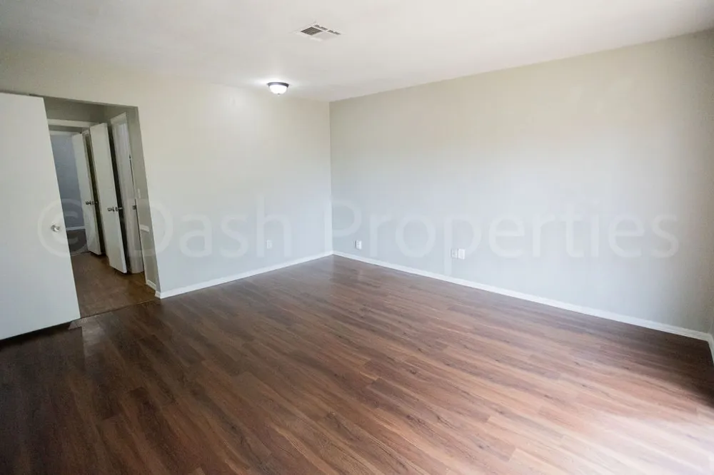 5106 S 75th EastAvenue Tulsa, OK 74145