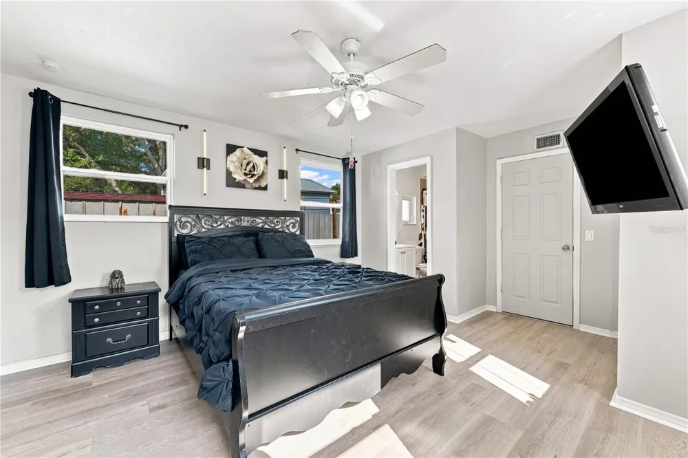 4780 31ST STREET St Petersburg, FL 33714
