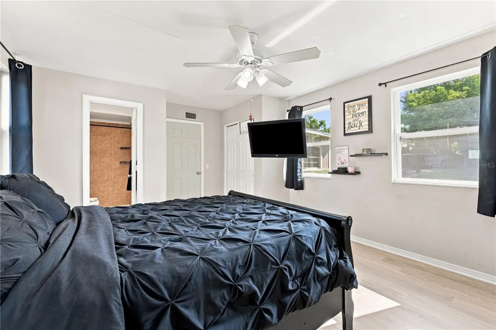 4780 31ST STREET St Petersburg, FL 33714