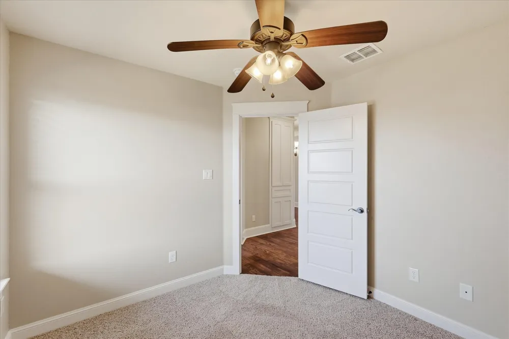 2010 Maxwell Court Aubrey, TX 76227