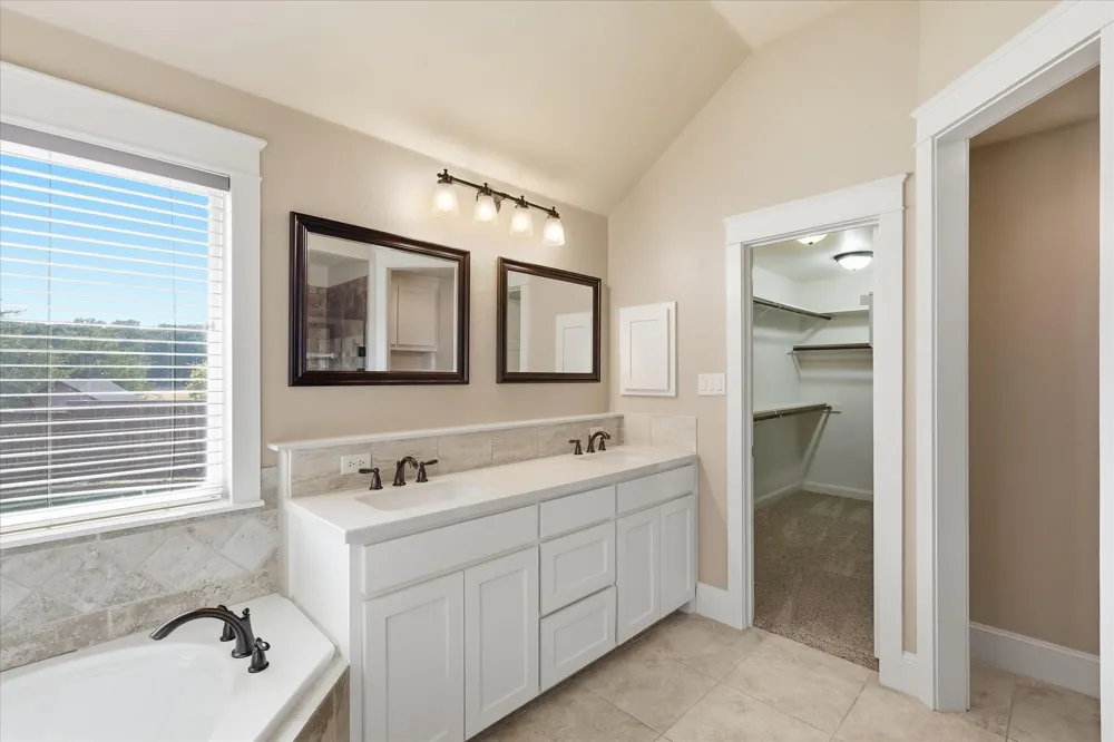 2010 Maxwell Court Aubrey, TX 76227