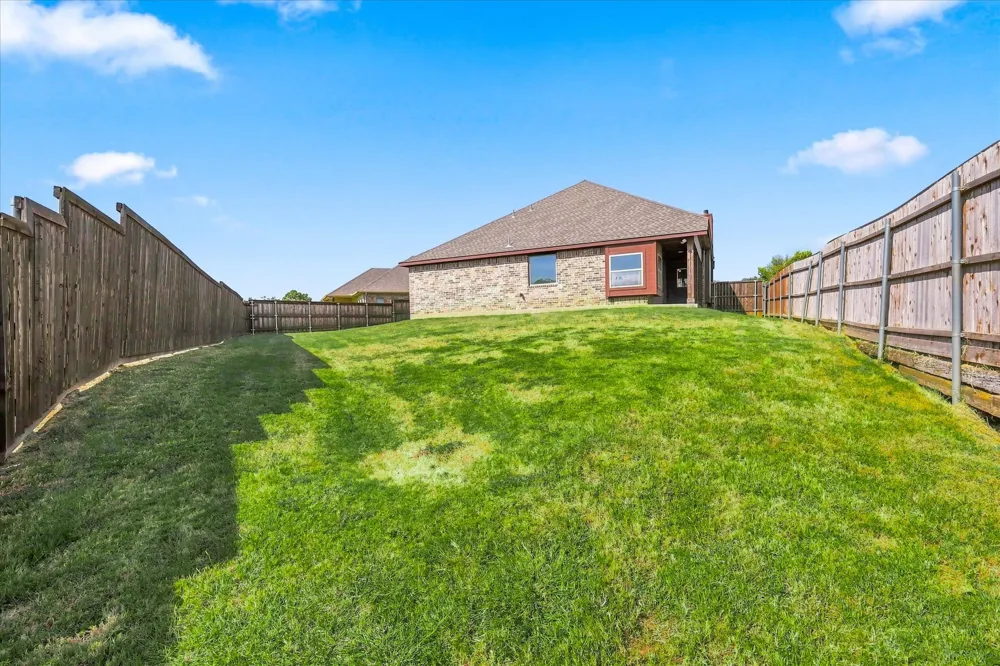 2010 Maxwell Court Aubrey, TX 76227