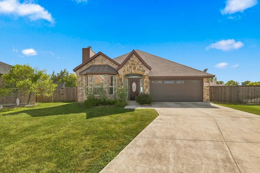 2010 Maxwell Court Aubrey, TX 76227