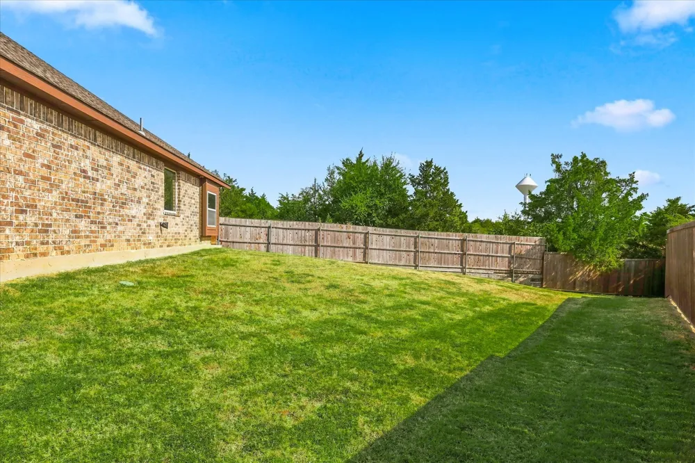 2010 Maxwell Court Aubrey, TX 76227