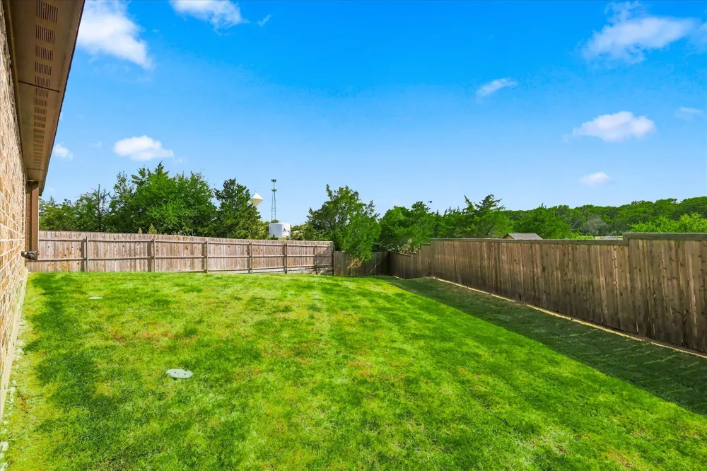2010 Maxwell Court Aubrey, TX 76227