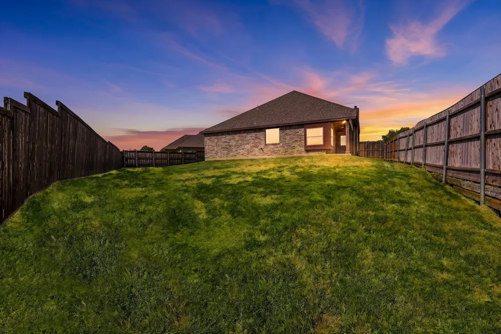 2010 Maxwell Court Aubrey, TX 76227
