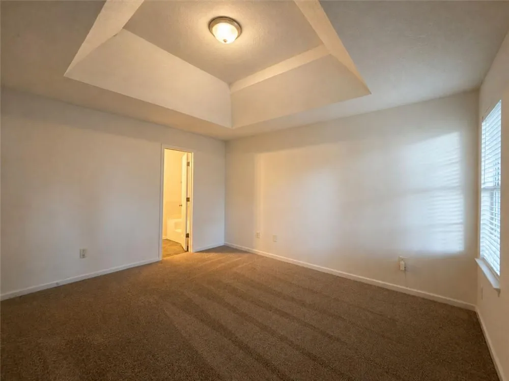 2490 Rambling Way Lithonia, GA 30058