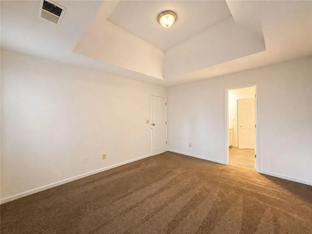 2490 Rambling Way Lithonia, GA 30058