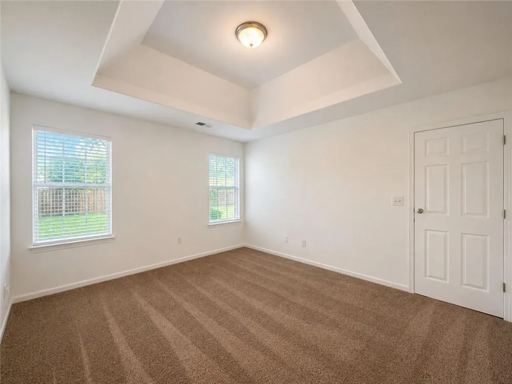 2490 Rambling Way Lithonia, GA 30058