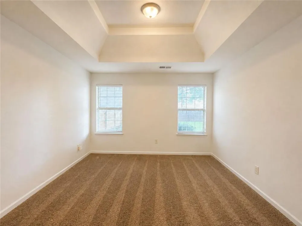 2490 Rambling Way Lithonia, GA 30058