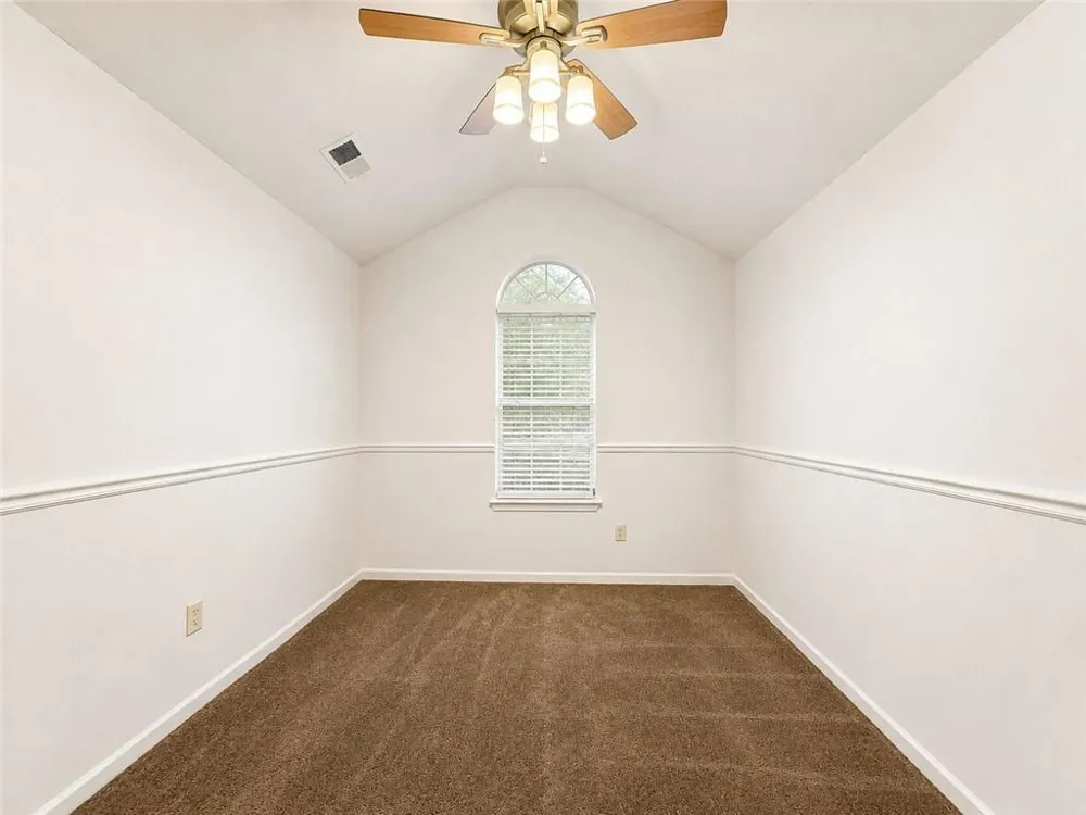 2490 Rambling Way Lithonia, GA 30058