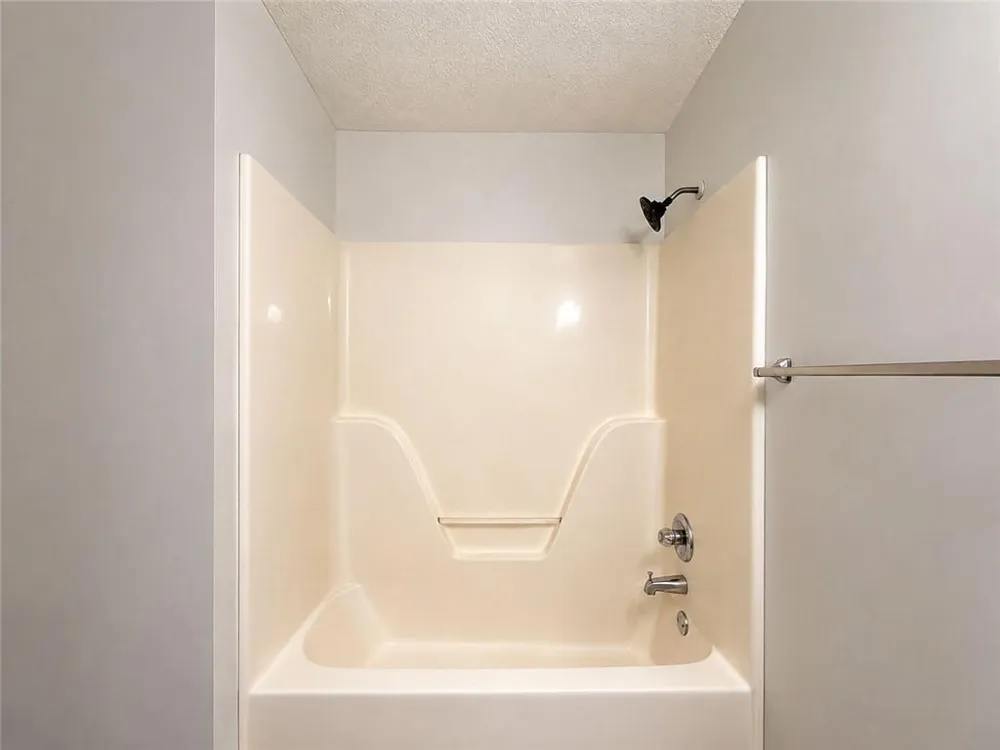 2490 Rambling Way Lithonia, GA 30058