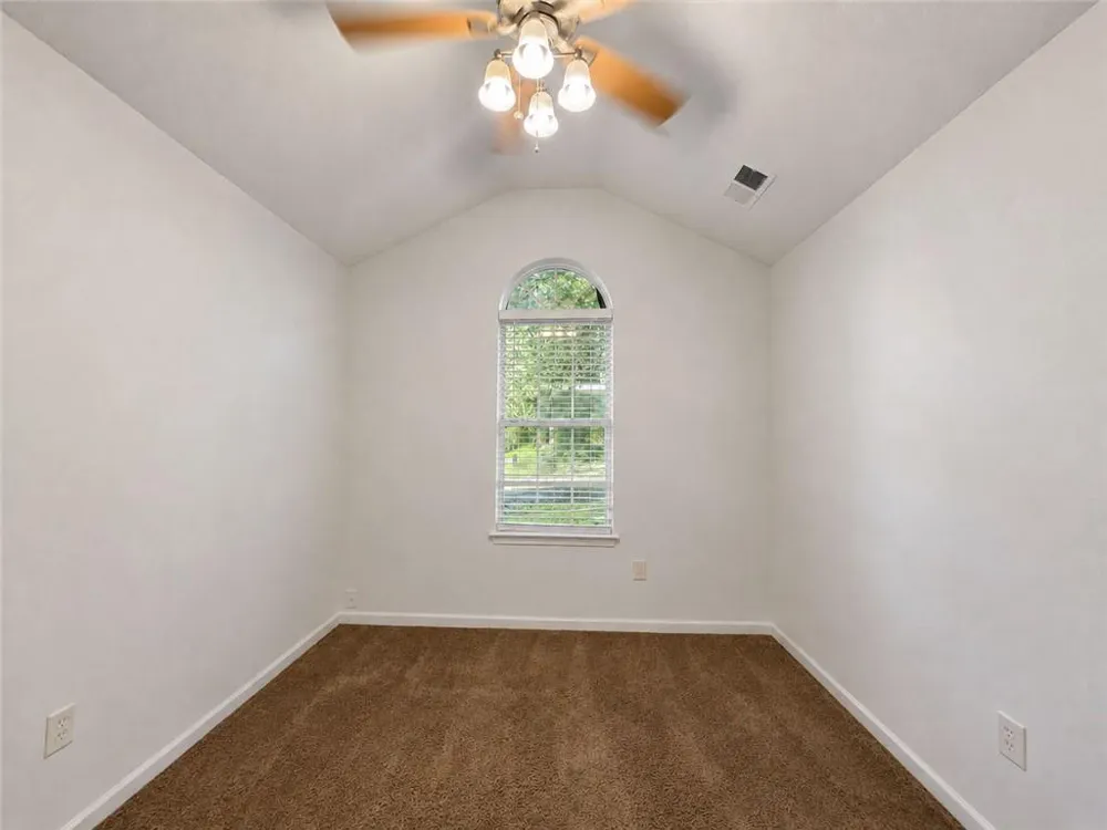 2490 Rambling Way Lithonia, GA 30058