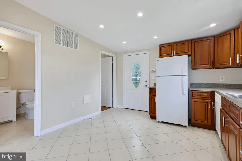 1841 EAST AVENUE Baltimore, MD 21222
