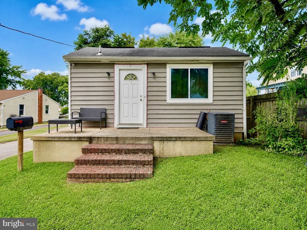 1841 EAST AVENUE Baltimore, MD 21222