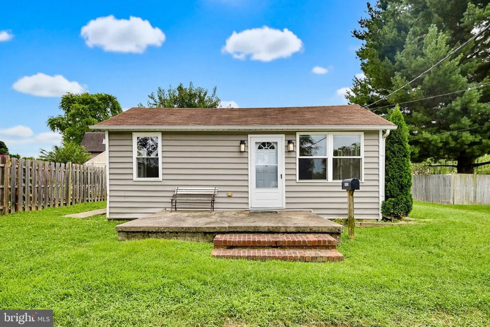 1841 EAST AVENUE Baltimore, MD 21222